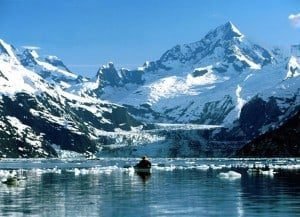 Kayaking_in_Glacier_Bay_Alaska1-1024x744-300x217